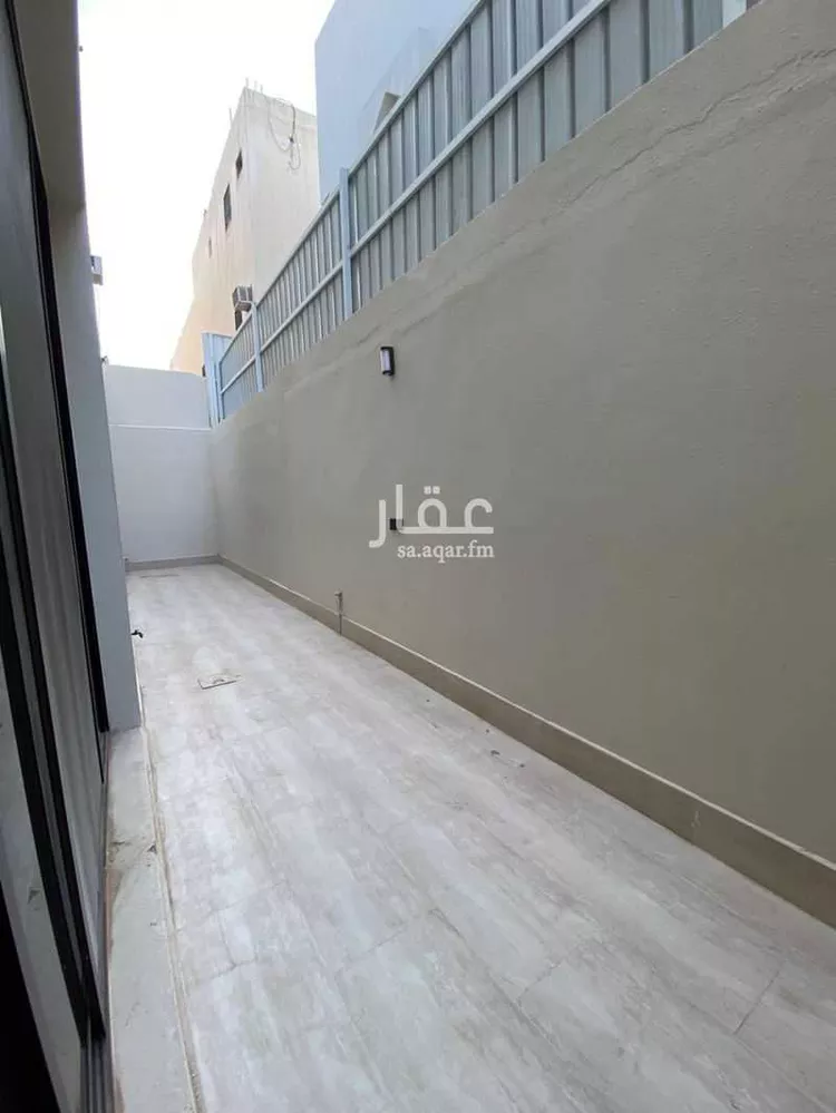 دور للبيع في شارع الرسالة, حي بدر, مدينة الرياض, منطقة الرياض 8