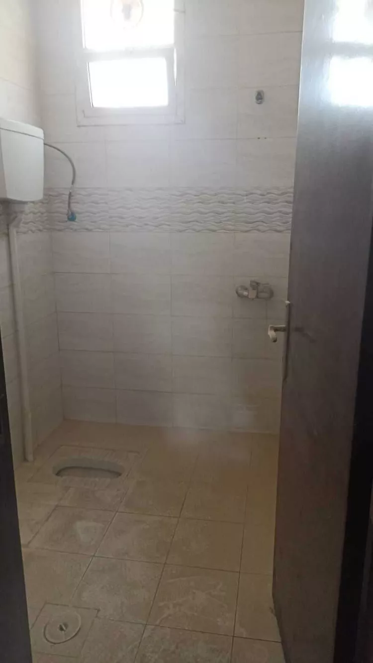 شقة للبيع في شارع وادي حدلي, حي بدر, مدينة الرياض, منطقة الرياض صورة 2