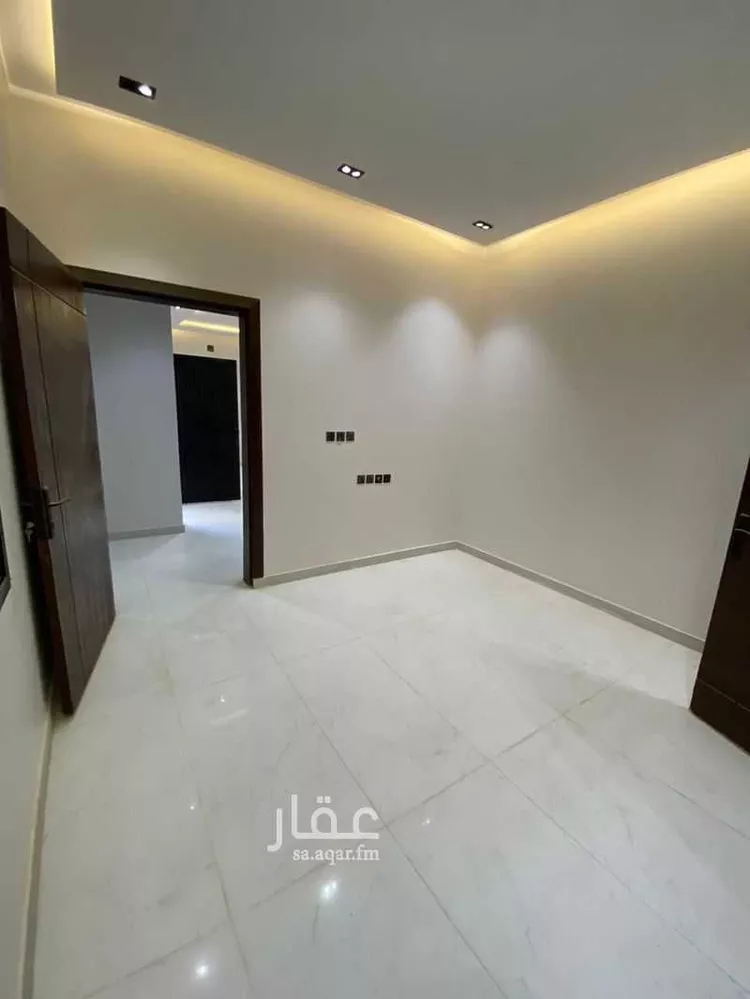 فيلا للبيع في شارع فرعي, حي الجنادرية, مدينة الرياض, منطقة الرياض 9