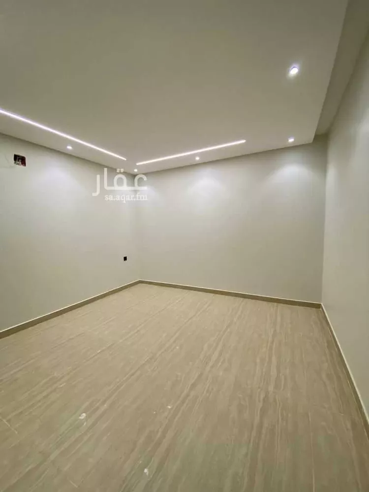 دور للبيع في شارع الزاجل, حي طويق, مدينة الرياض, منطقة الرياض 18
