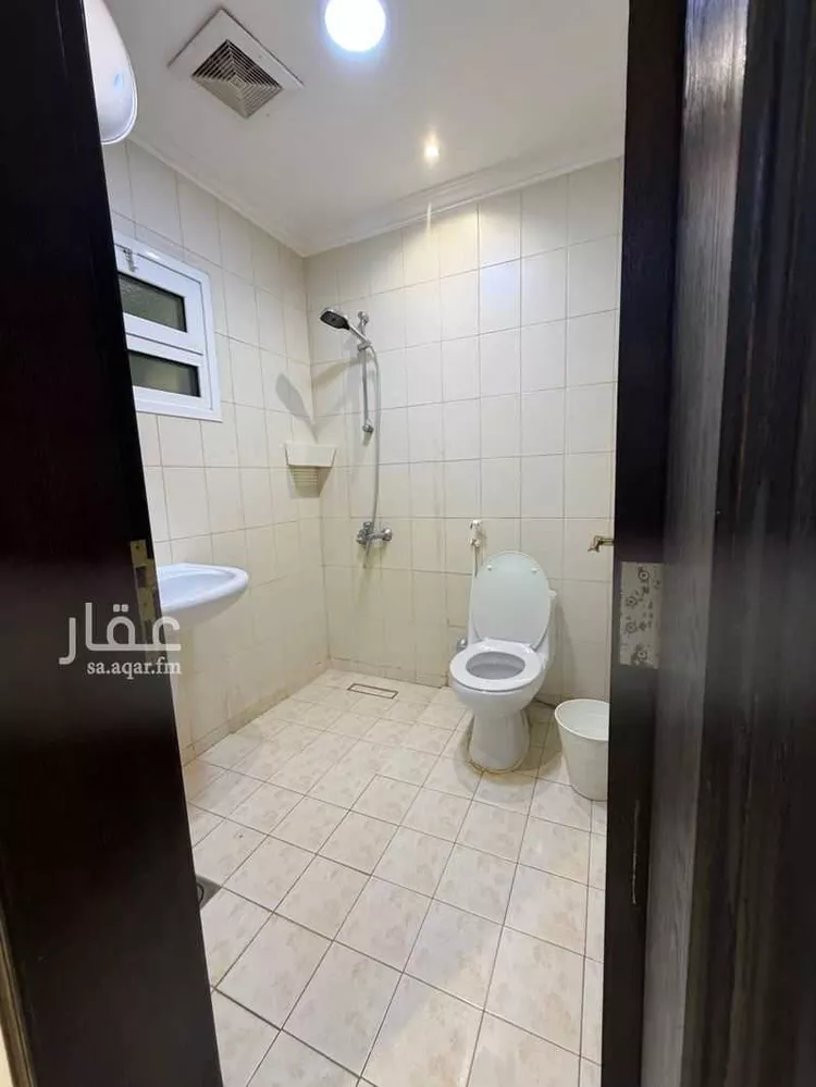 شقة للإيجار في شارع ابو الفتح الدراوي, حي الدوحة الجنوبية, مدينة الظهران, المنطقة الشرقية 8