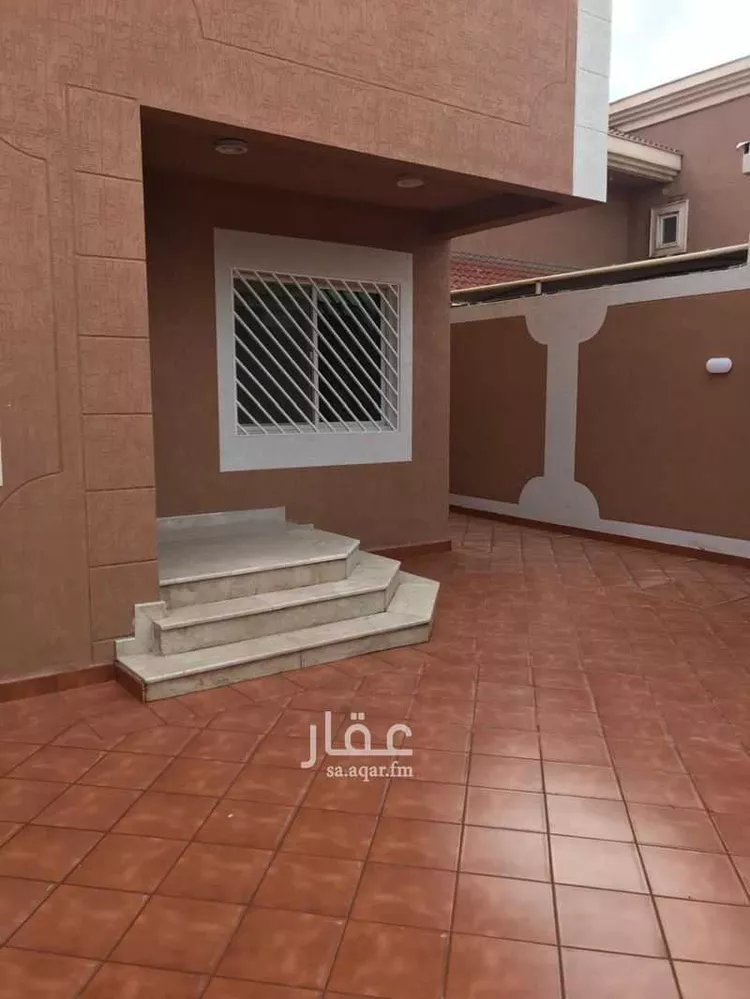 فيلا للإيجار في شارع طريق الملك عبدالعزيز الفرعي, حي الورود, مدينة الرياض, منطقة الرياض 6