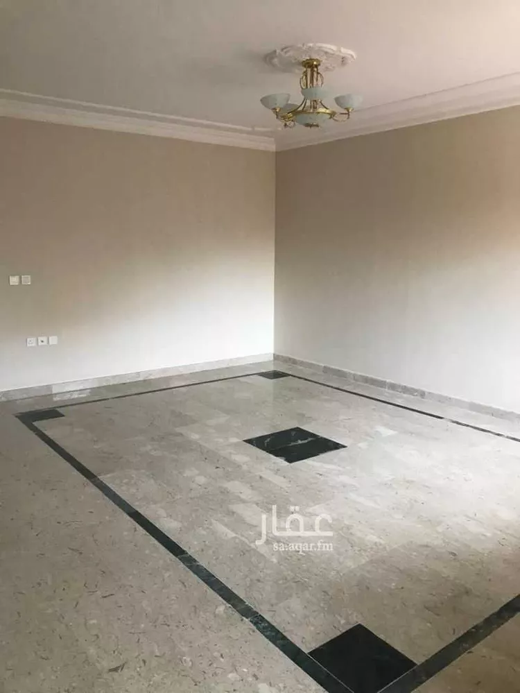 فيلا للإيجار في شارع طريق الملك عبدالعزيز الفرعي, حي الورود, مدينة الرياض, منطقة الرياض 16
