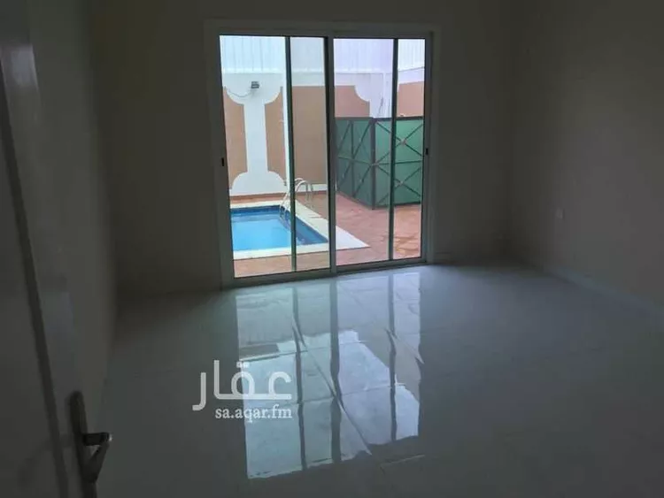 فيلا للإيجار في شارع طريق الملك عبدالعزيز الفرعي, حي الورود, مدينة الرياض, منطقة الرياض 13