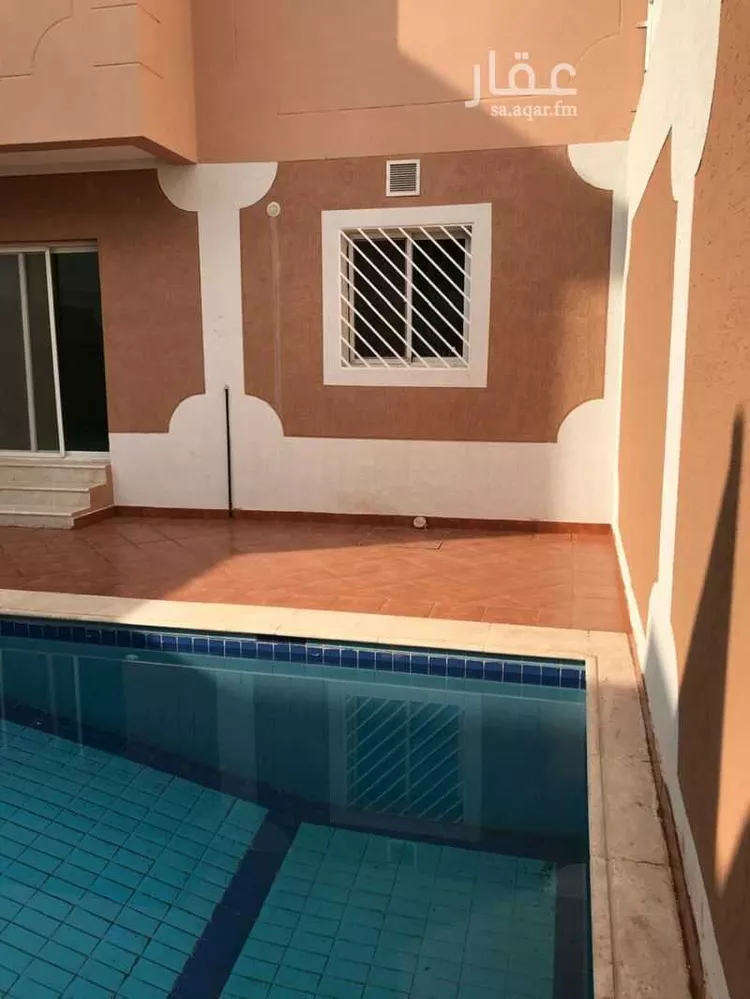 فيلا للإيجار في شارع طريق الملك عبدالعزيز الفرعي, حي الورود, مدينة الرياض, منطقة الرياض