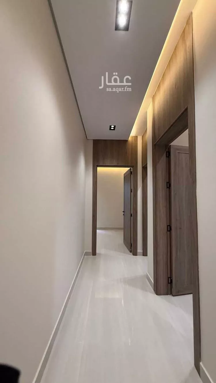Floor for Sale in Riyadh Al Janadriyah 6