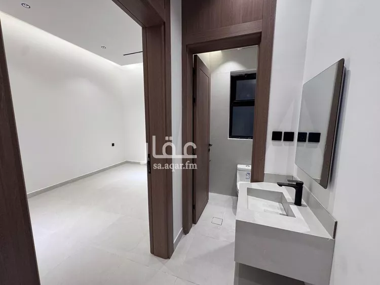 دور للبيع في شارع نافع بن أبي نجيع, حي بدر, مدينة الرياض, منطقة الرياض صورة 4