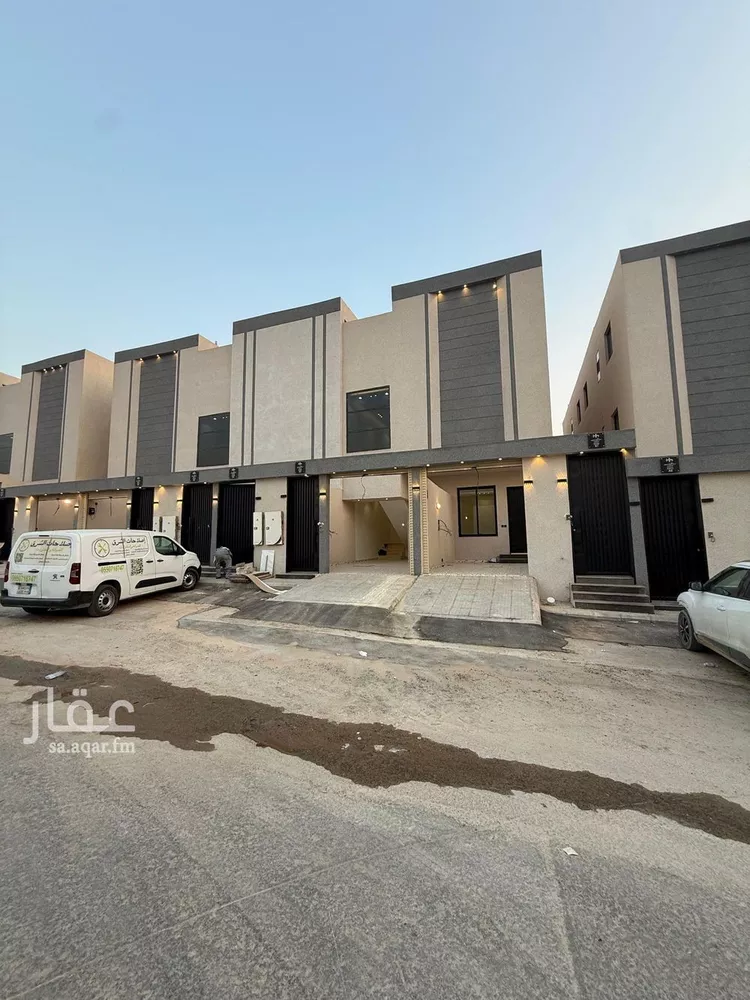 دور للبيع في شارع رفاعة بن شداد, حي عكاظ, مدينة الرياض, منطقة الرياض