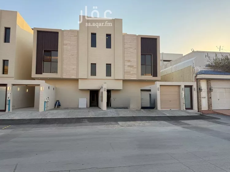 دور للبيع في شارع ابي زكريا المؤدب, حي السويدي الغربي, مدينة الرياض, منطقة الرياض صورة 2