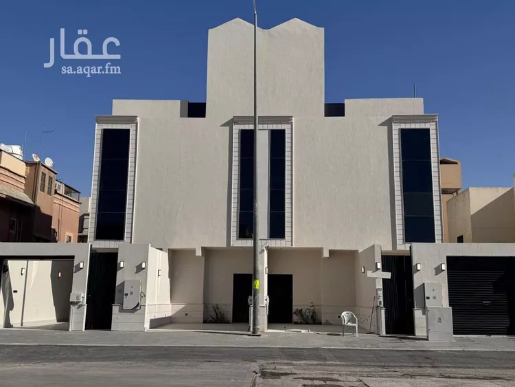 دور للبيع في شارع نافع بن أبي نجيع, حي بدر, مدينة الرياض, منطقة الرياض