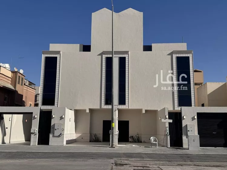 دور للبيع في شارع نافع بن أبي نجيع, حي بدر, مدينة الرياض, منطقة الرياض