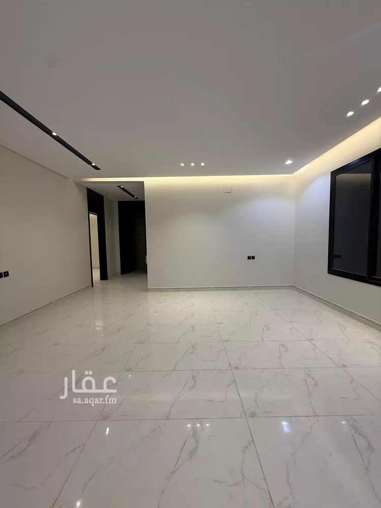 دور للبيع في شارع رفاعة بن شداد, حي عكاظ, مدينة الرياض, منطقة الرياض صورة 2