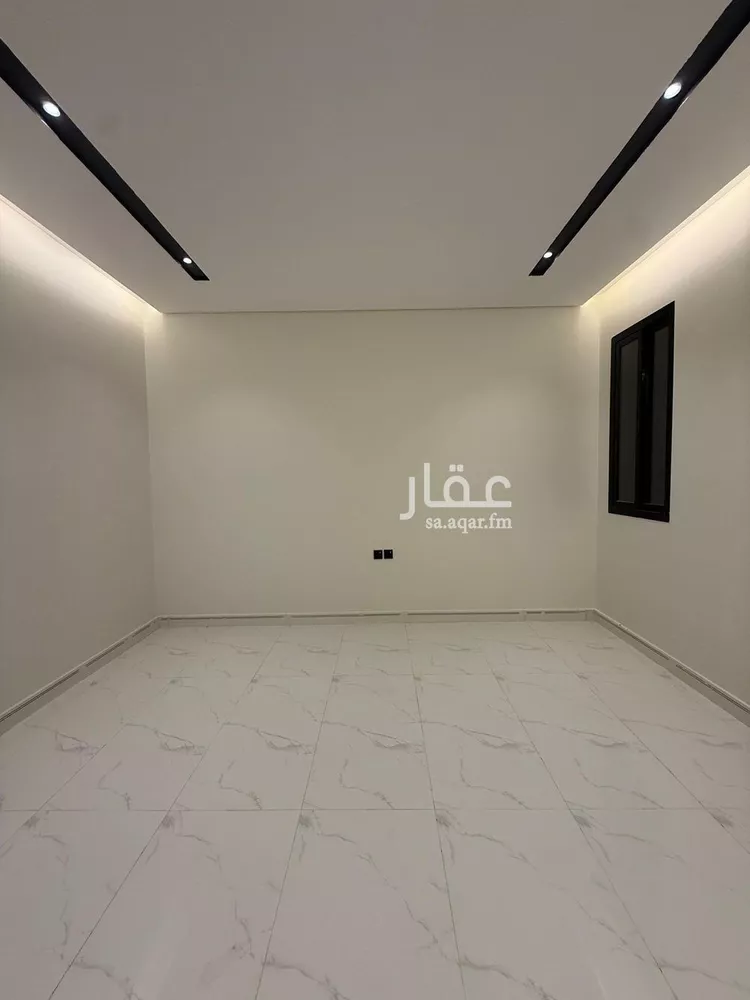 دور للبيع في شارع رفاعة بن شداد, حي عكاظ, مدينة الرياض, منطقة الرياض 7