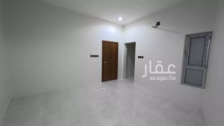 شقة للإيجار في شارع ابن الربيع, حي الجراري, مدينة القطيف, المنطقة الشرقية صورة 3