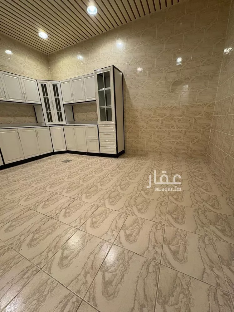 شقة للإيجار في شارع البرجان, حي العريجاء الأوسط, مدينة الرياض, منطقة الرياض صورة 2