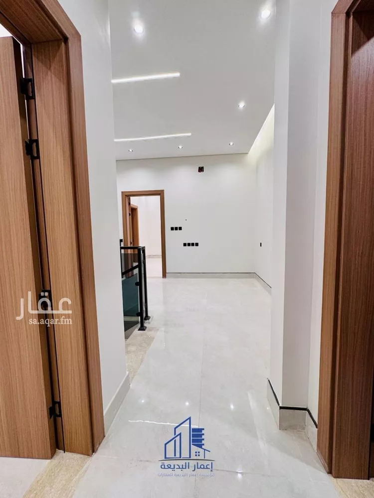 دور للبيع في شارع أبي الحسن العماد, حي العريجاء الغربي, مدينة الرياض, منطقة الرياض 17