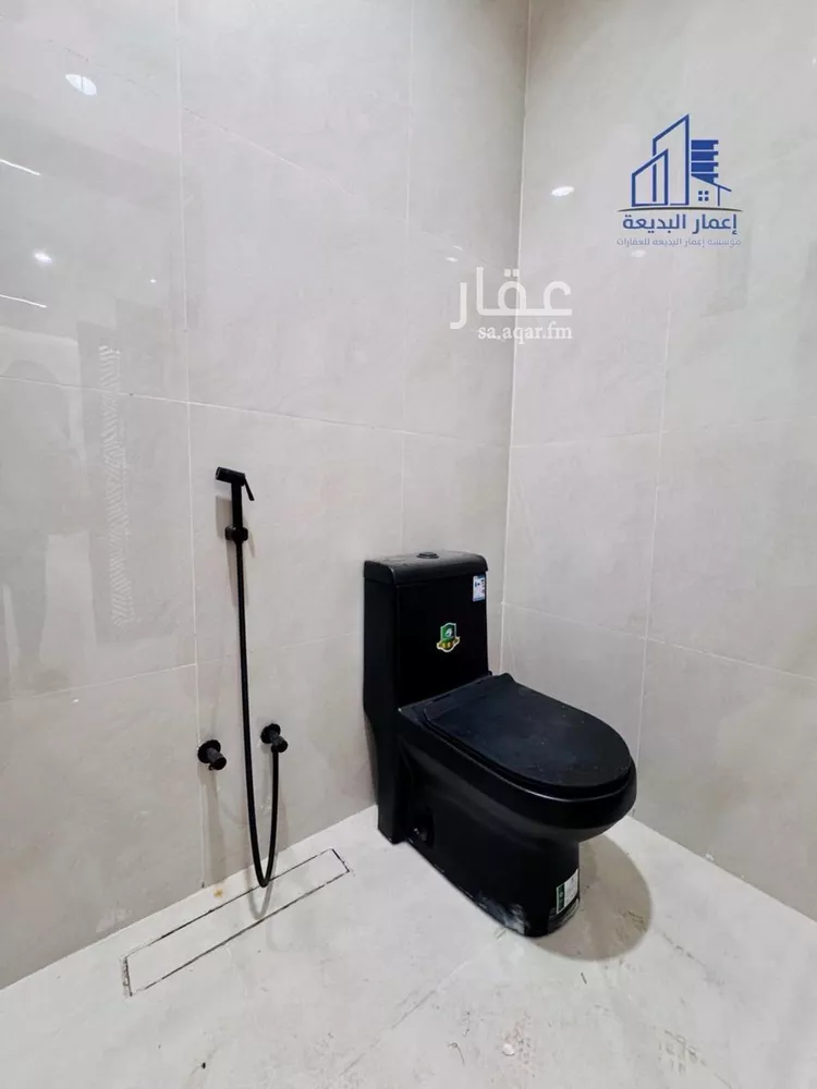 دور للبيع في شارع أبي الحسن العماد, حي العريجاء الغربي, مدينة الرياض, منطقة الرياض 24