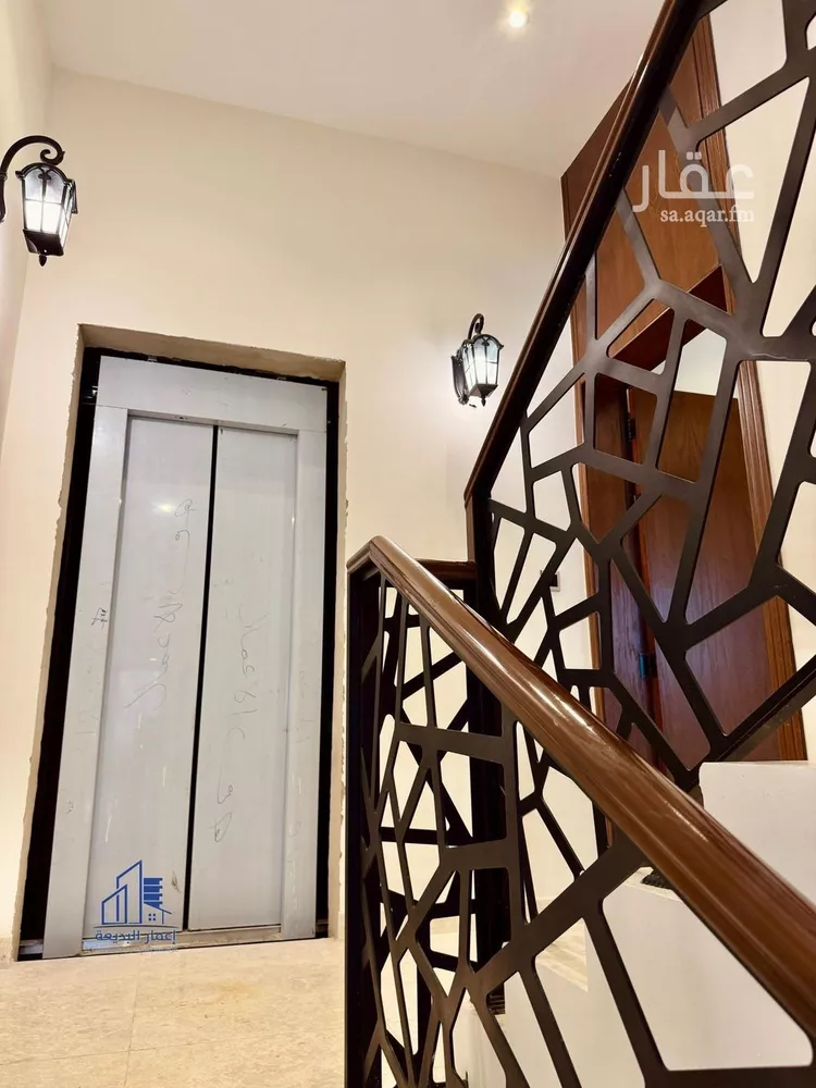دور للبيع في شارع بكر بن العلاء, حي ظهرة البديعة, مدينة الرياض, منطقة الرياض 15
