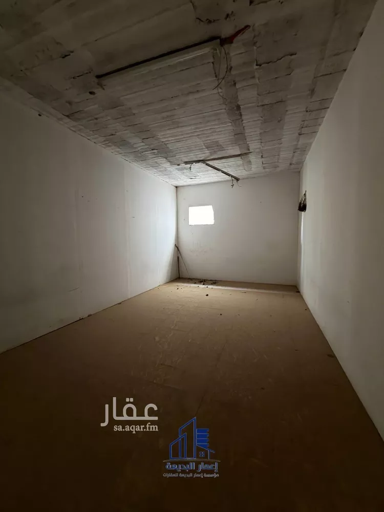 عمارة للإيجار في شارع المدينة المنورة, حي العريجاء الأوسط, مدينة الرياض, منطقة الرياض 18