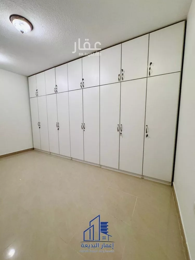 فيلا للبيع في شارع أفضل الهاشمي, حي ظهرة البديعة, مدينة الرياض, منطقة الرياض 15