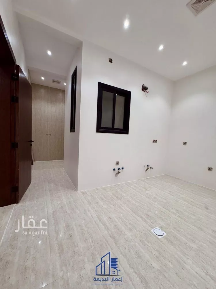 دور للبيع في شارع أبي علي الطوسي, حي ظهرة البديعة, مدينة الرياض, منطقة الرياض 22