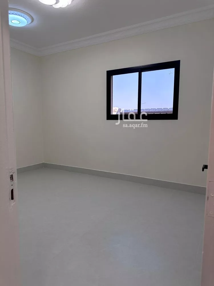 شقة للإيجار في شارع ابن سفير, حي العريجاء الأوسط, مدينة الرياض, منطقة الرياض صورة 2
