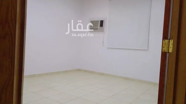 شقة للإيجار في شارع المشمش, حي العريجاء الأوسط, مدينة الرياض, منطقة الرياض صورة 3