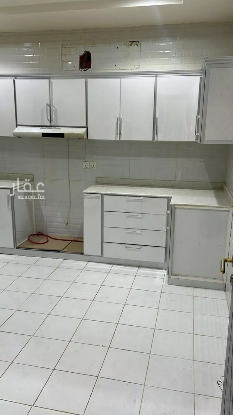 فيلا للإيجار في شارع المعلق, حي الحزم, مدينة الرياض, منطقة الرياض صورة 2