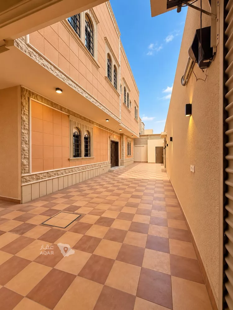 فيلا للبيع في شارع عبدالكريم السلمي, حي ظهرة البديعة, مدينة الرياض, منطقة الرياض صورة 3