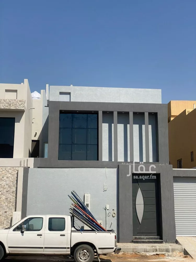 فيلا للإيجار في شارع عبدالله بن حيان, حي العريجاء الأوسط, مدينة الرياض, منطقة الرياض صورة 2