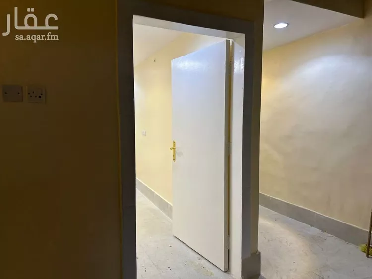 شقة للإيجار في شارع  ابي حنيفه, حي العريجاء الأوسط, مدينة الرياض, منطقة الرياض صورة 4