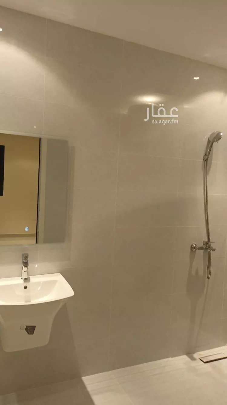 فيلا للإيجار في شارع زين الأمناء, حي ظهرة البديعة, مدينة الرياض, منطقة الرياض صورة 5