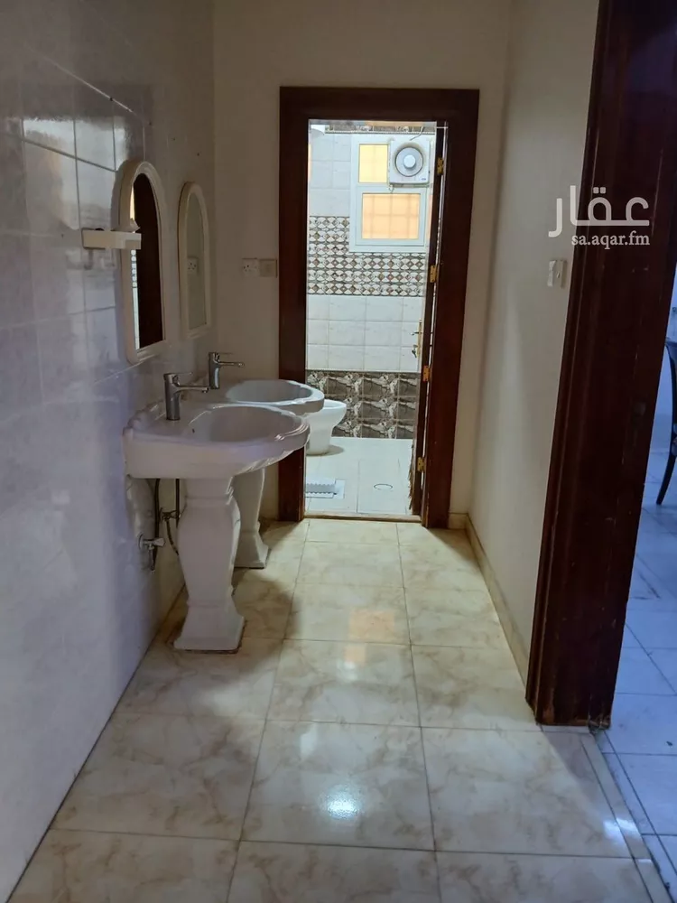 شقة للإيجار في شارع صالح المحمود, حي السويدي الغربي, مدينة الرياض, منطقة الرياض صورة 5