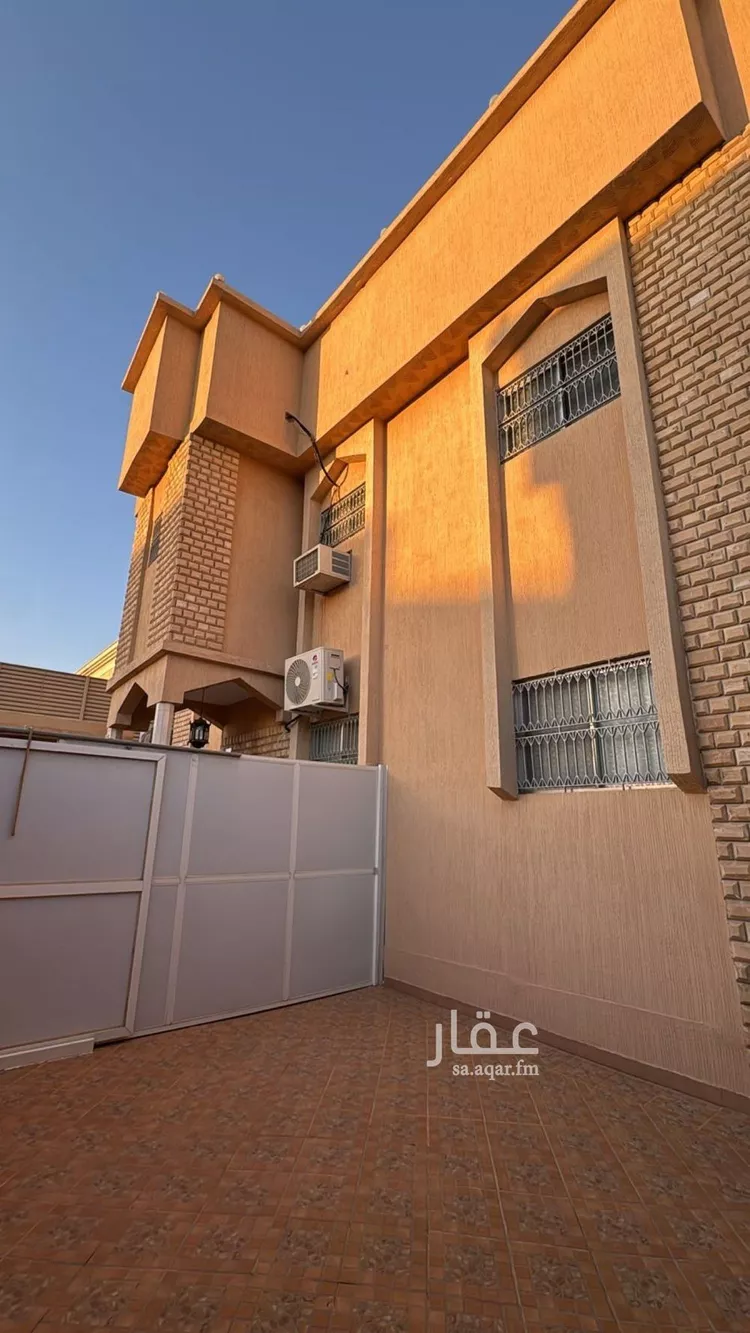 فيلا للبيع في شارع النويصفة, حي ظهرة البديعة, مدينة الرياض, منطقة الرياض 7