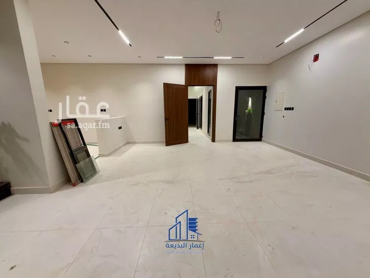 فيلا للبيع في شارع الفضل بن زياد, حي ظهرة البديعة, مدينة الرياض, منطقة الرياض 24