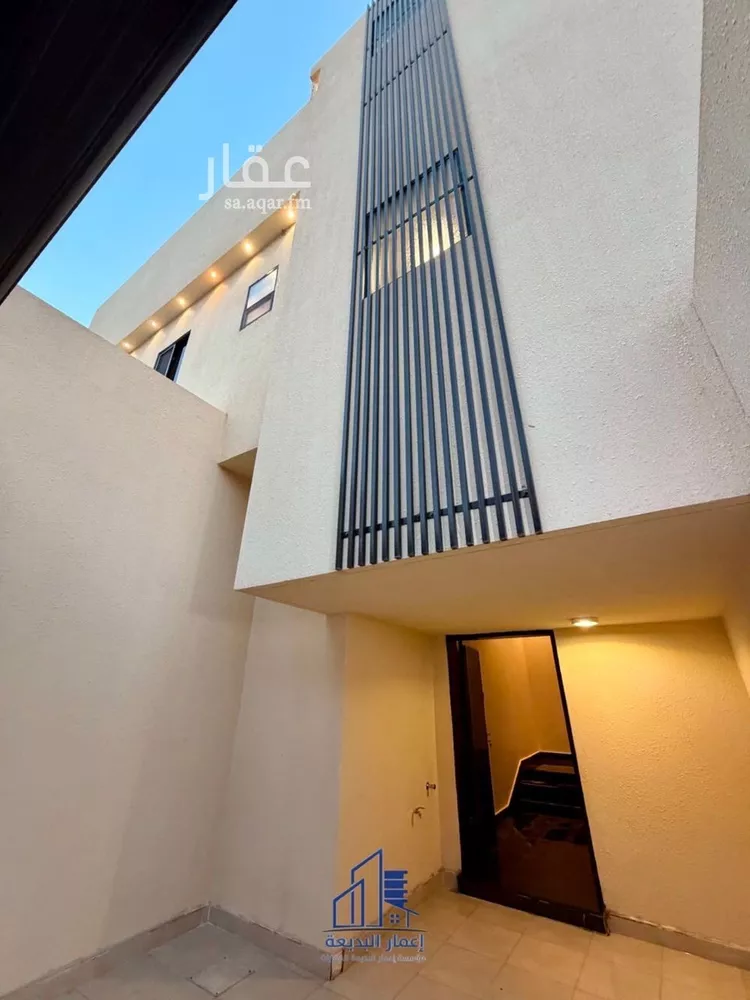 دور للبيع في شارع الزعفران, حي ظهرة البديعة, مدينة الرياض, منطقة الرياض 6