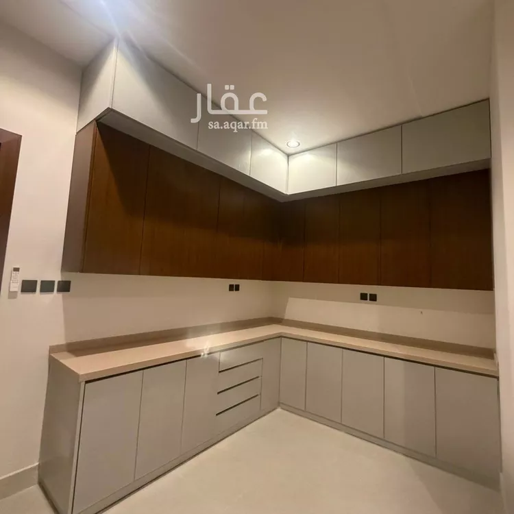 Floor for Rent in Riyadh Al Uraija Al Gharbiyah صورة 4