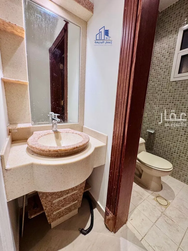 فيلا للبيع في شارع أفضل الهاشمي, حي ظهرة البديعة, مدينة الرياض, منطقة الرياض 10