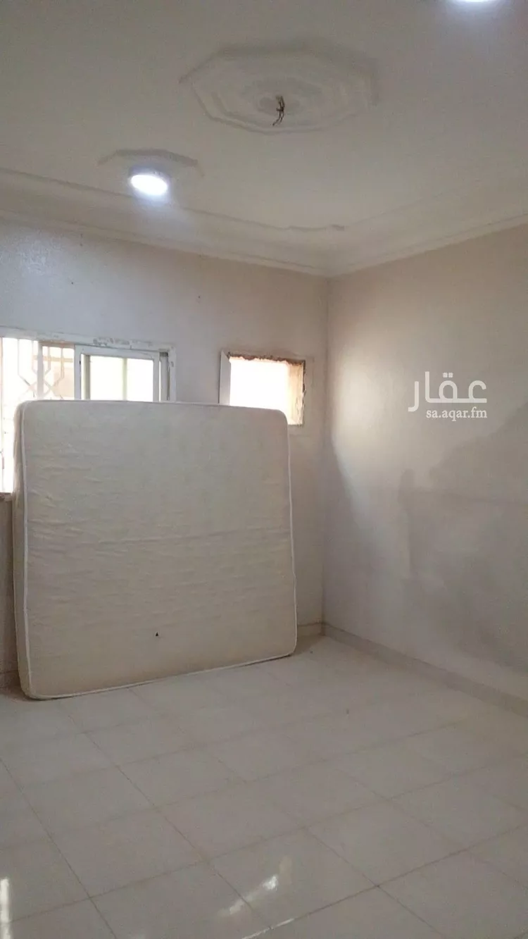 شقة للإيجار في شارع الشيخ عمر بن عبداللطيف بن عبدالرحمن, حي ظهرة البديعة, مدينة الرياض, منطقة الرياض صورة 2
