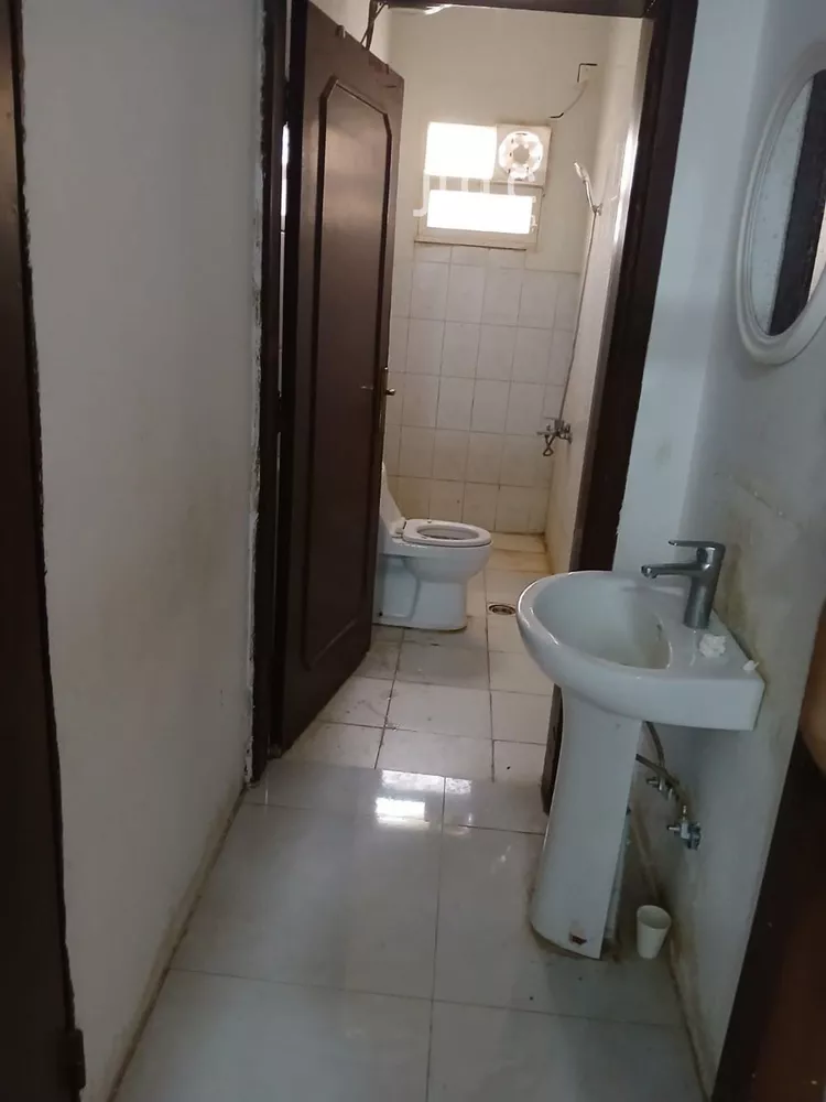 شقة للإيجار في شارع أبي منصور الأزهري, حي منفوحة الجديدة, مدينة الرياض, منطقة الرياض صورة 5