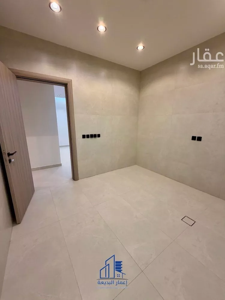 دور للبيع في شارع الزعفران, حي ظهرة البديعة, مدينة الرياض, منطقة الرياض 24