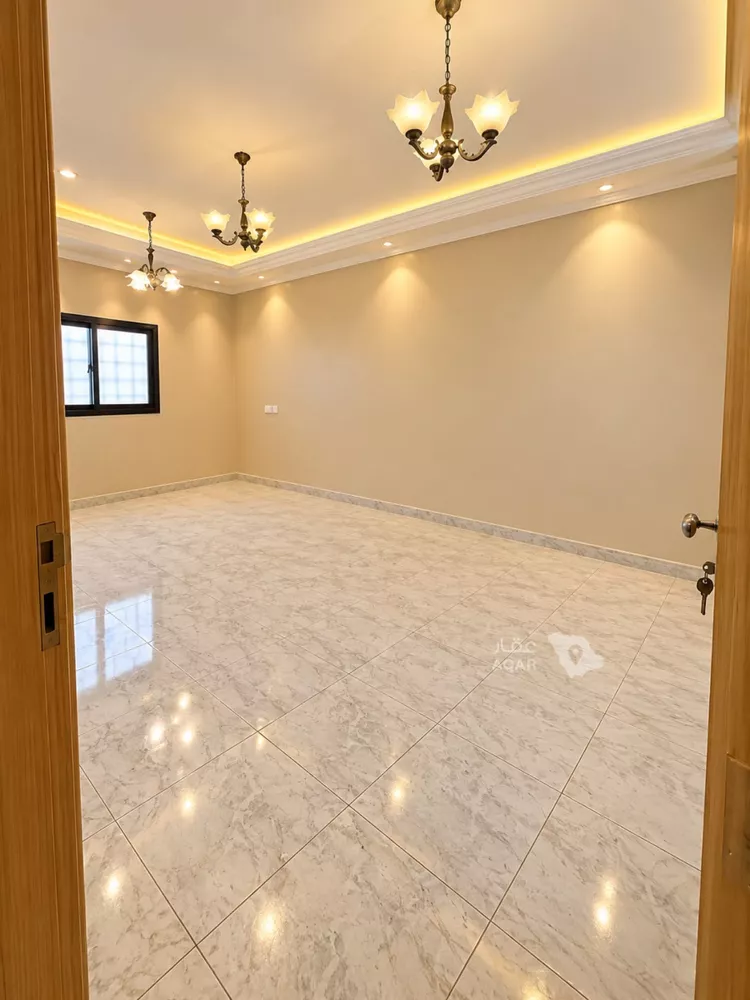 فيلا للبيع في شارع عبدالكريم السلمي, حي ظهرة البديعة, مدينة الرياض, منطقة الرياض 12