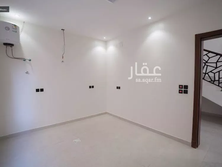 فيلا للإيجار في شارع ميمون الأقرن, حي ظهرة البديعة, مدينة الرياض, منطقة الرياض صورة 3