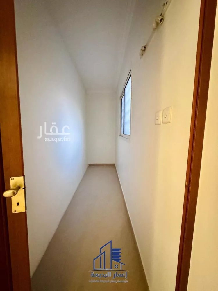 فيلا للبيع في شارع أفضل الهاشمي, حي ظهرة البديعة, مدينة الرياض, منطقة الرياض 18