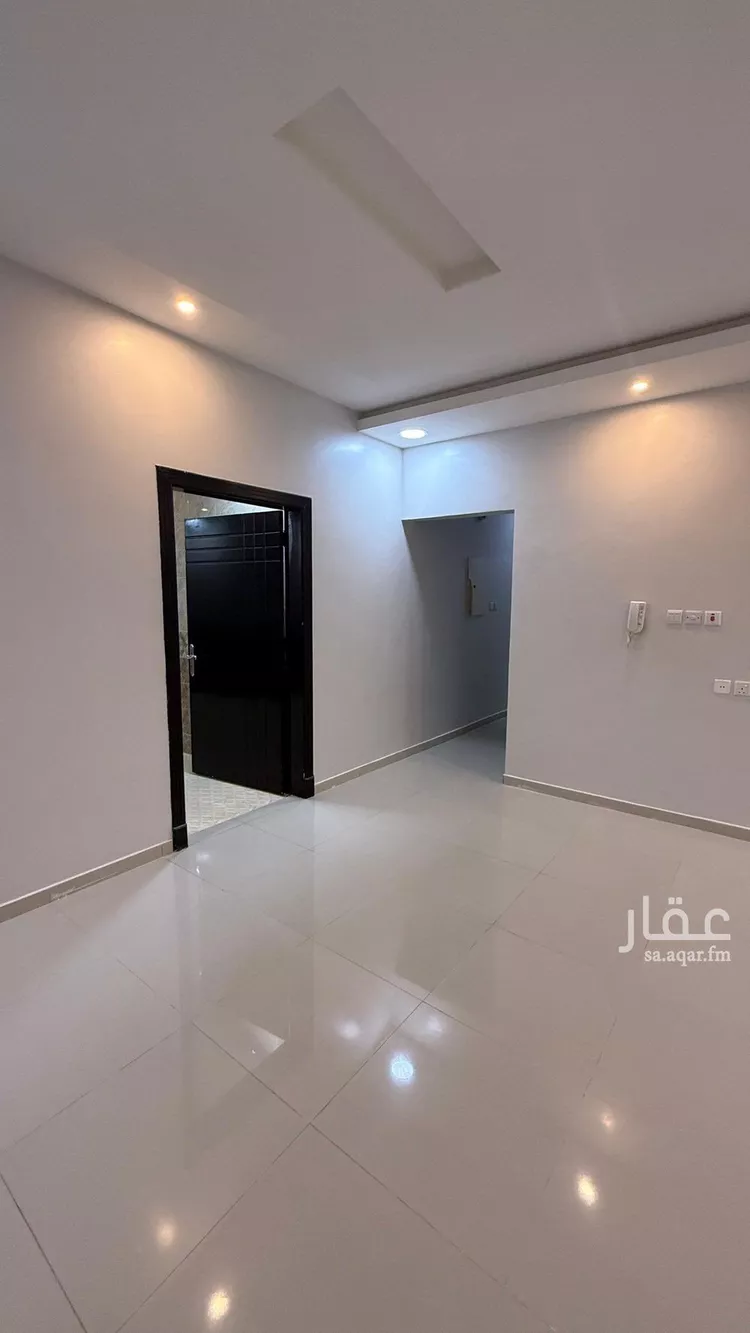 شقة للإيجار في شارع ابن المنذر, حي عكاظ, مدينة الرياض, منطقة الرياض صورة 3