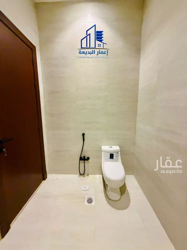 Floor for Sale in Riyadh Dhahrat Al Badi'ah 9