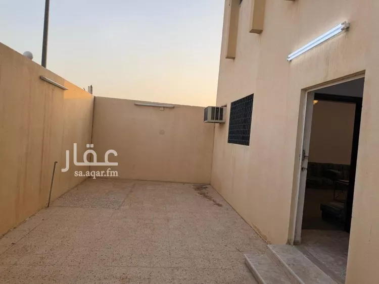 Floor for Rent in Riyadh Al Uraija Al Wusta صورة 4