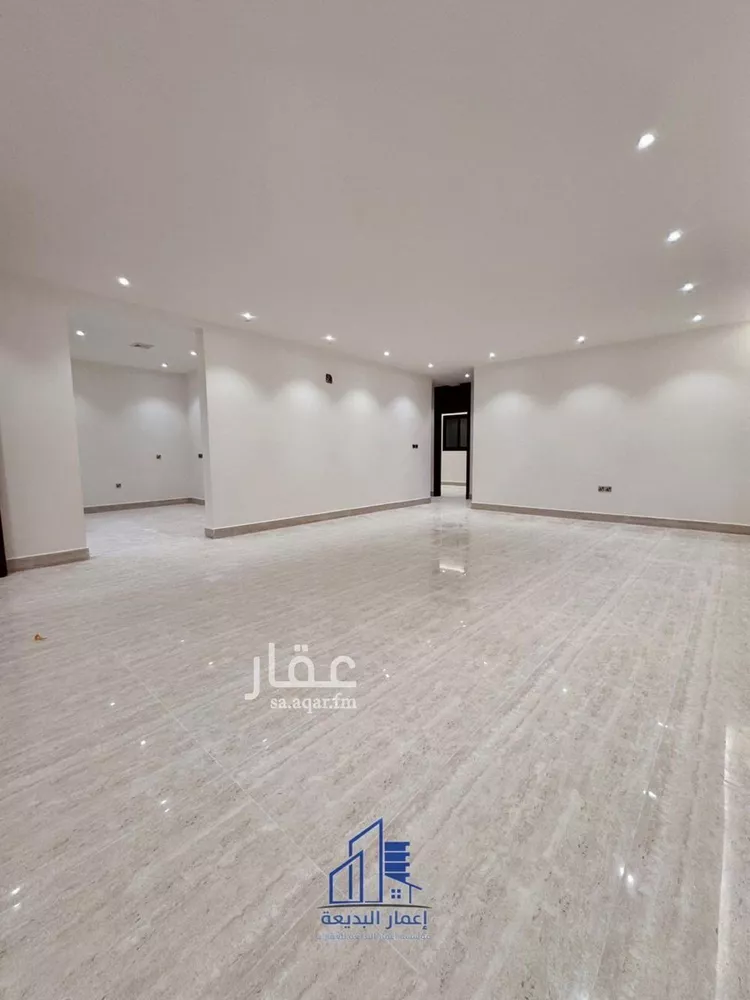 Floor for Sale in Riyadh Dhahrat Al Badi'ah 11