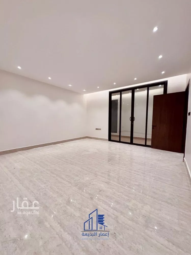 Floor for Sale in Riyadh Dhahrat Al Badi'ah 12
