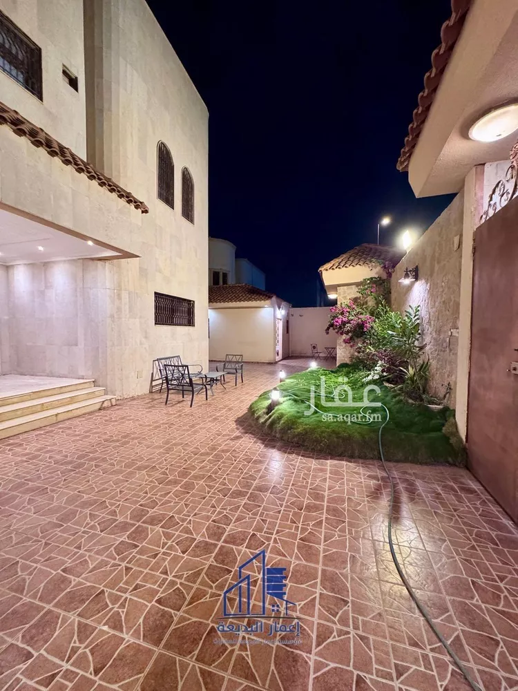 فيلا للبيع في شارع بكر بن العلاء, حي ظهرة البديعة, مدينة الرياض, منطقة الرياض 15